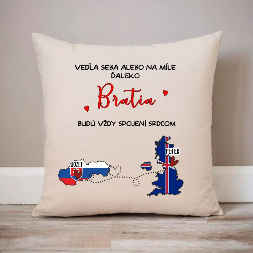 Vedľa seba alebo na míle ďaleko