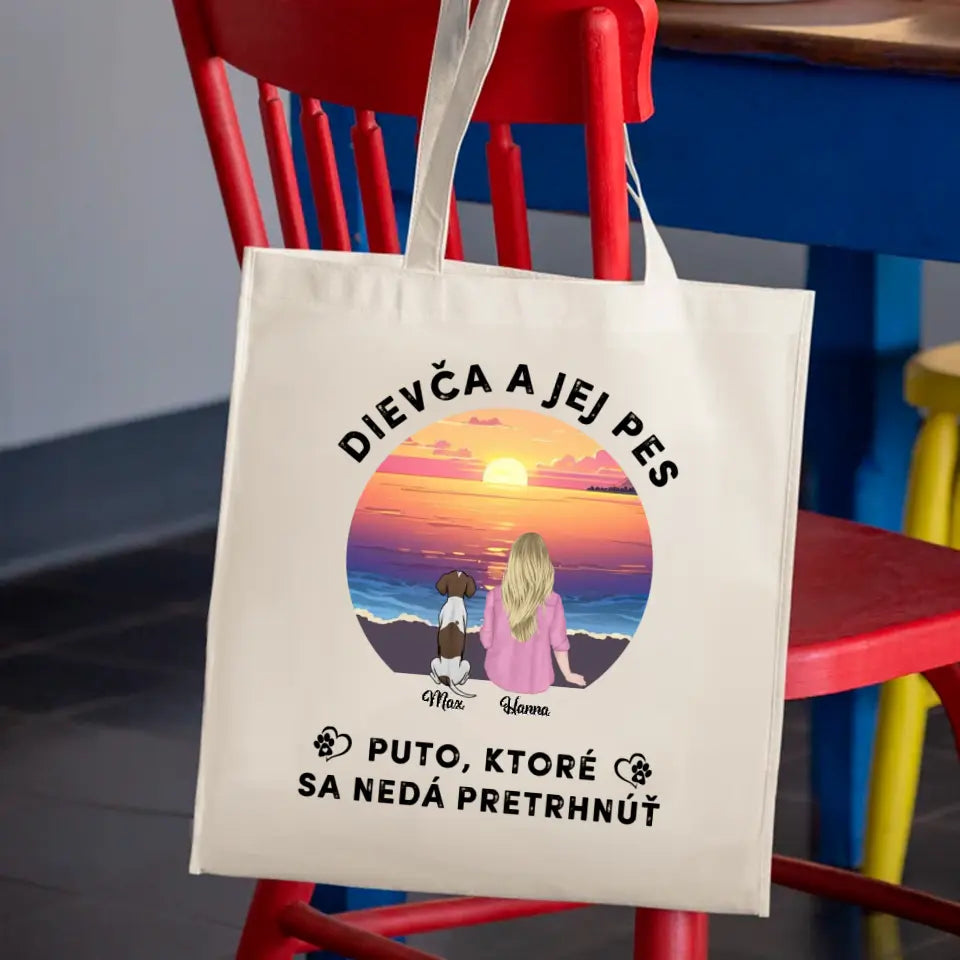 Dievča a jej mačka