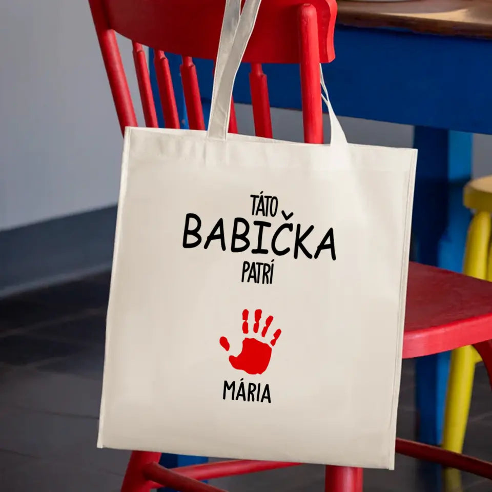 Táto babička patrí