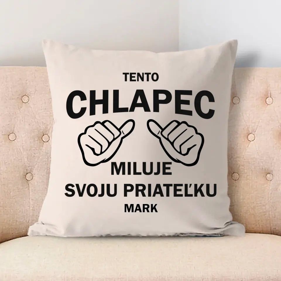 Tento chlapec miluje svoju priateľku