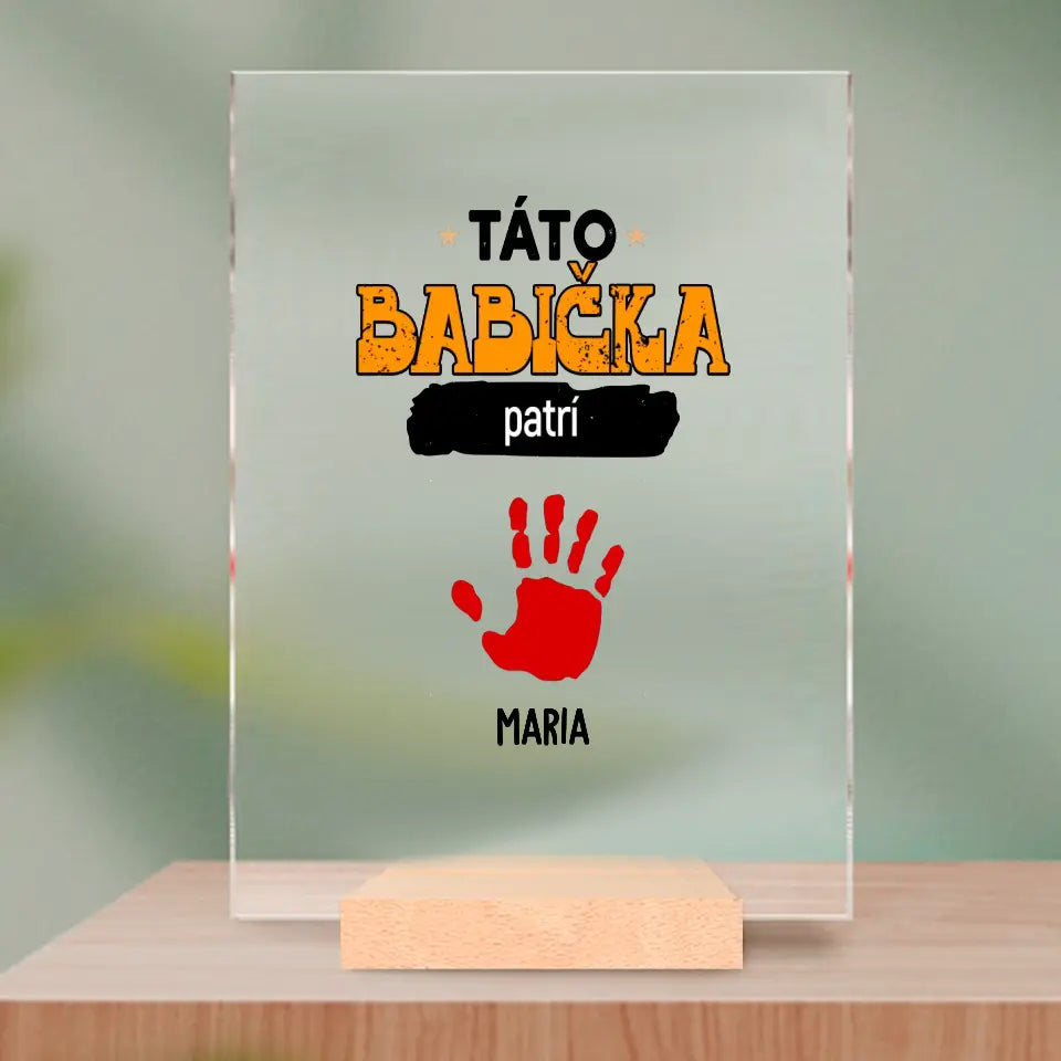 Táto babička patrí