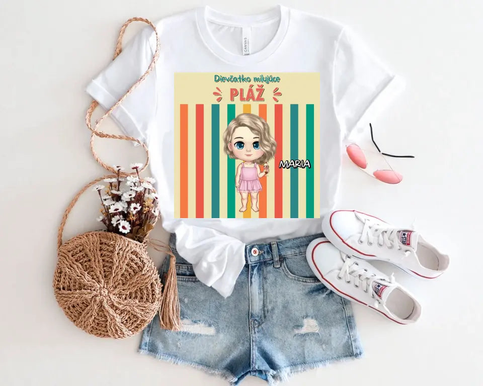 Dievča milujúce pláž