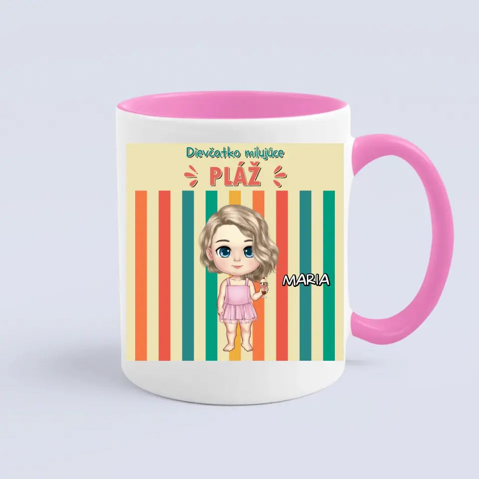 Dievča milujúce pláž