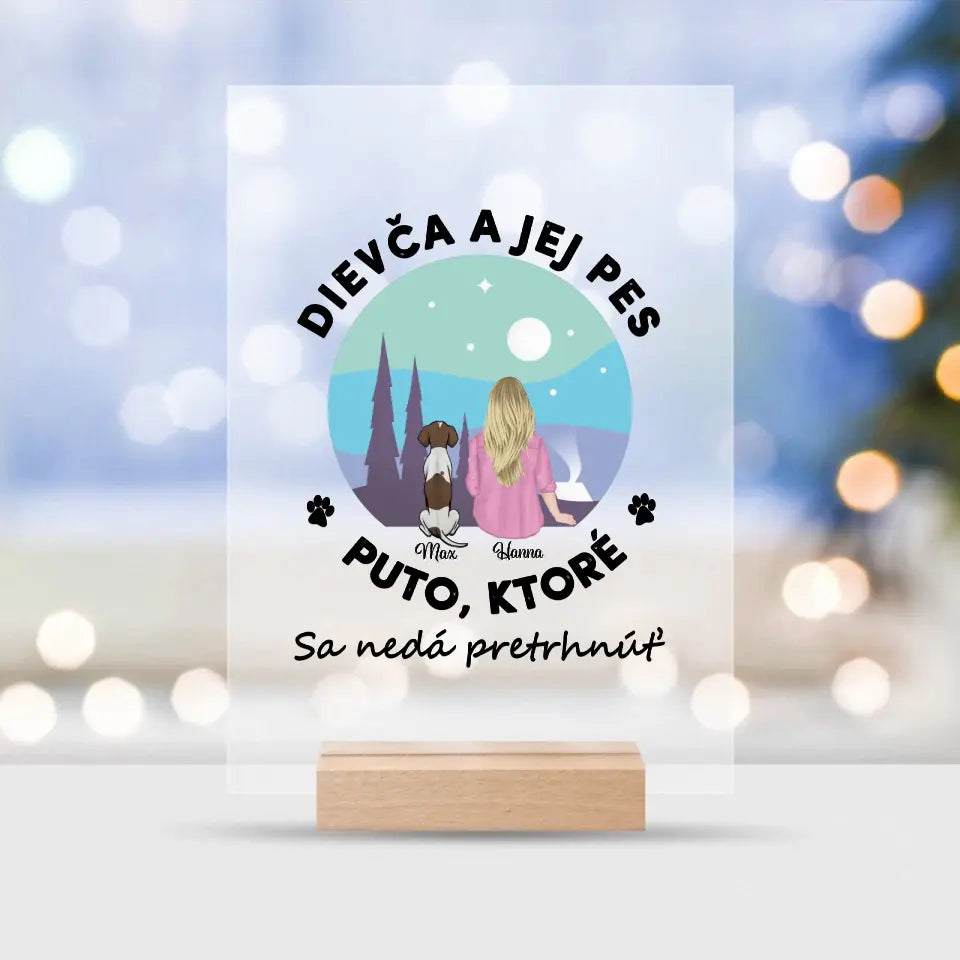 Dievča a jej domáce zvieratá