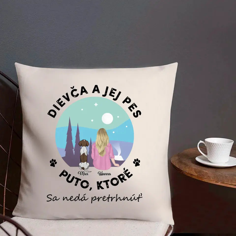 Dievča a jej domáce zvieratá