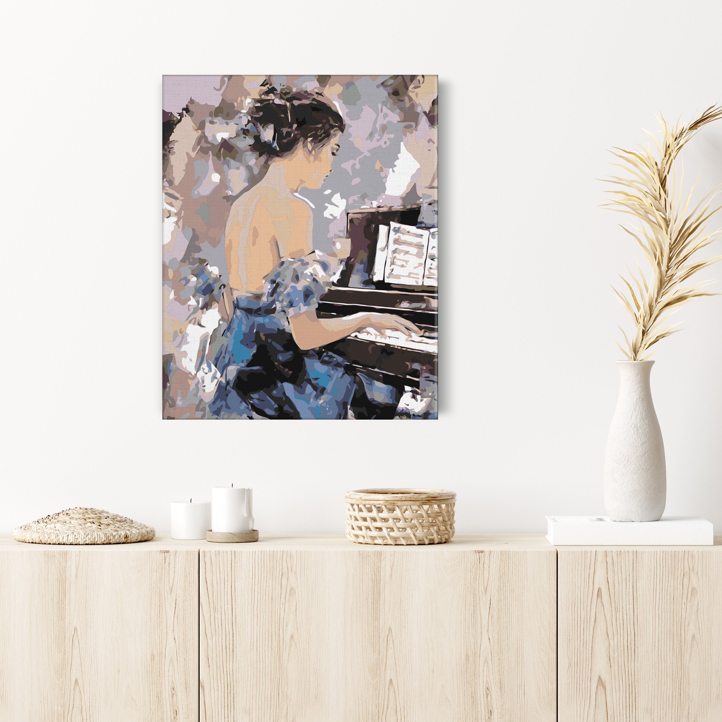 Žena hrajúca na klavíri (CH0701)