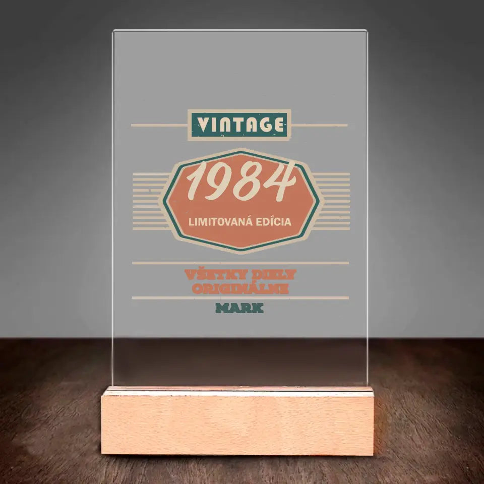 Vintage. 1964 Limitovaná edícia. Všetky diely originálne.