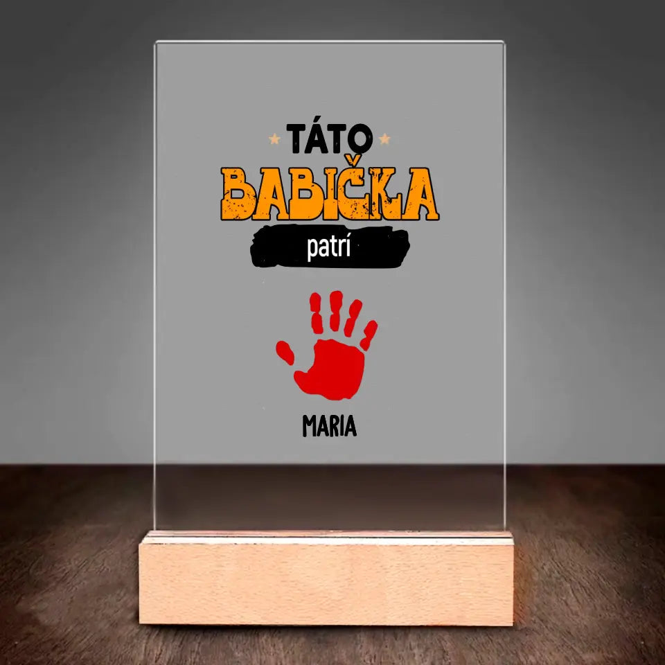Táto babička patrí
