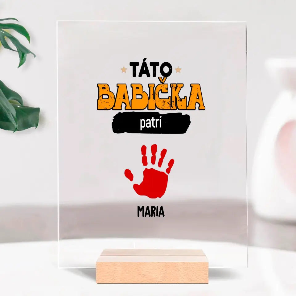 Táto babička patrí